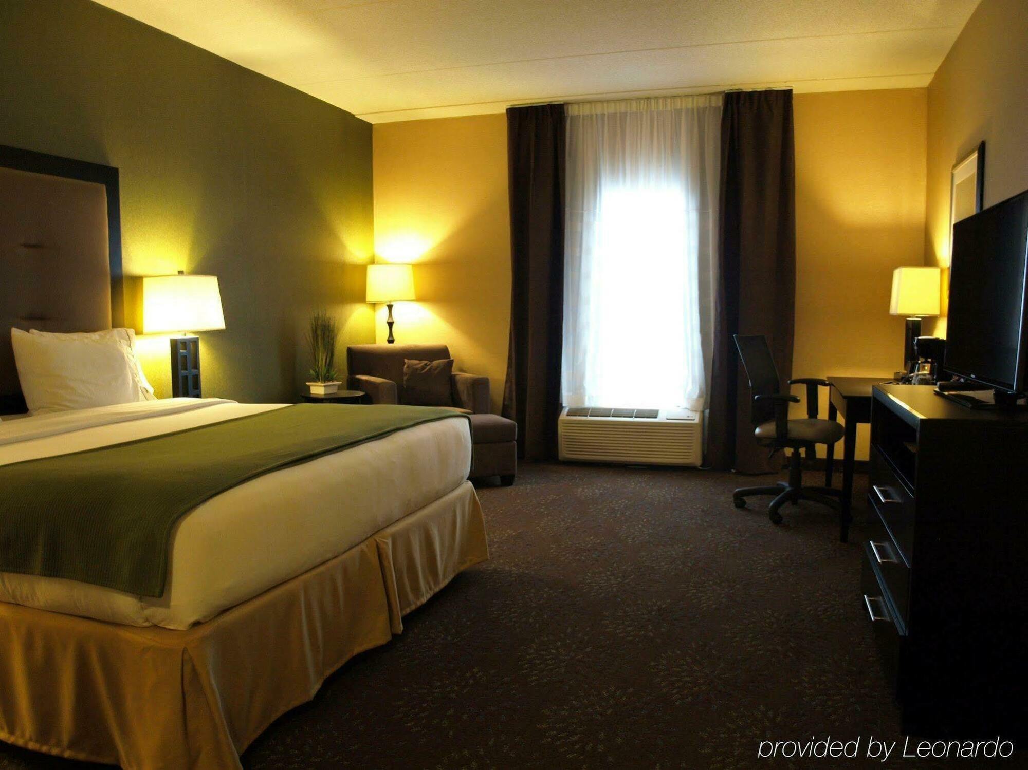 Holiday Inn Express And Suites Timmins By Ihg Buitenkant foto