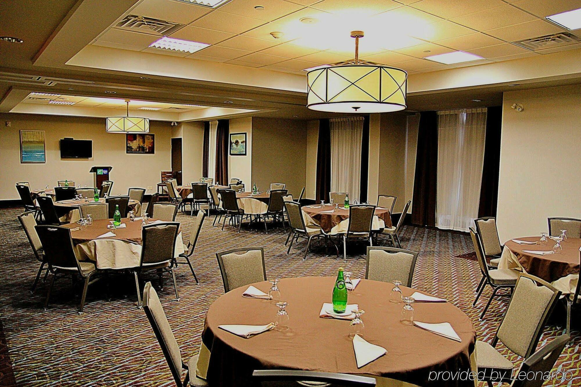 Holiday Inn Express And Suites Timmins By Ihg Buitenkant foto